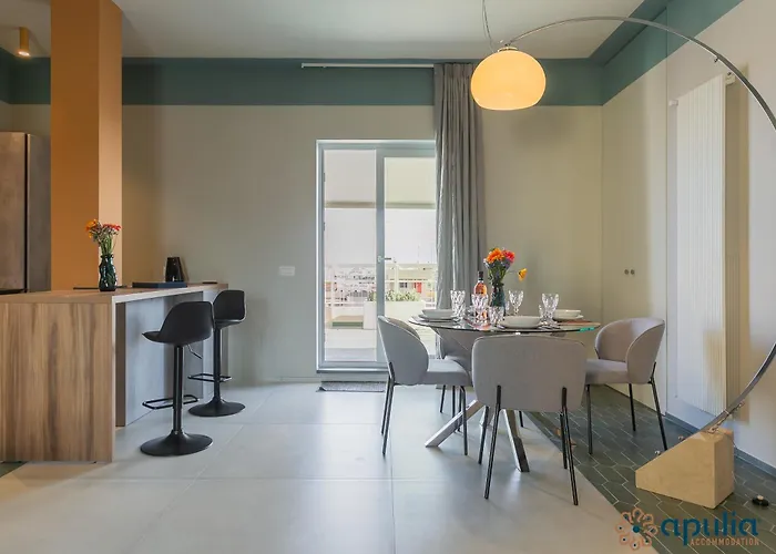 Donna Betsy By Apulia Daire